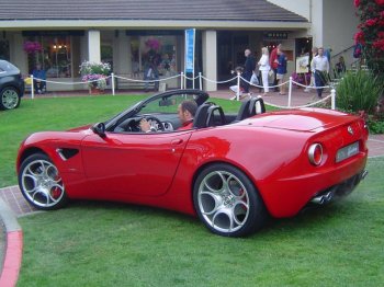 Alfa Romeo 8C Spider: 6 фото