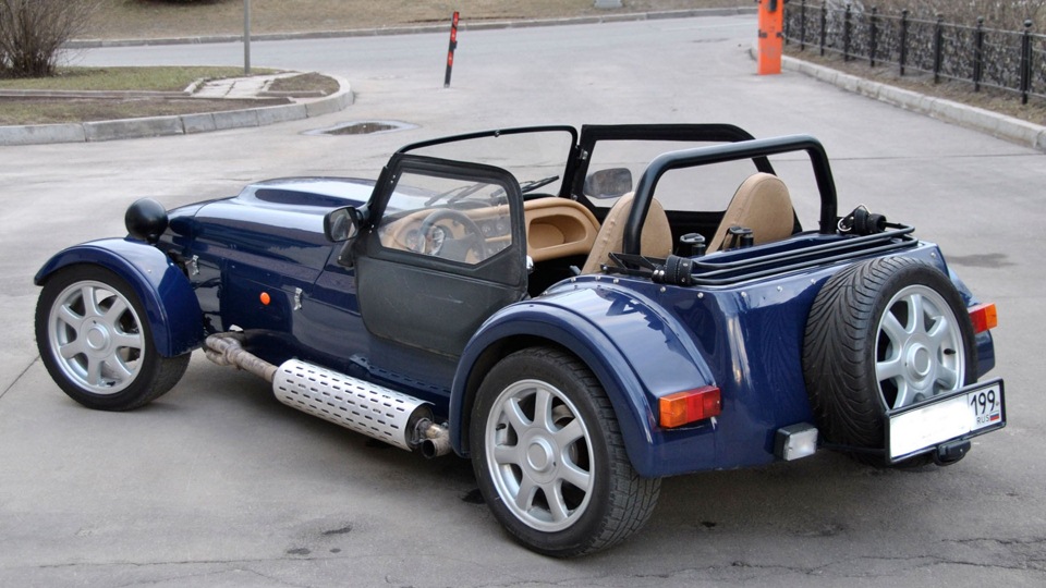 Caterham Super Seven: 10 фото