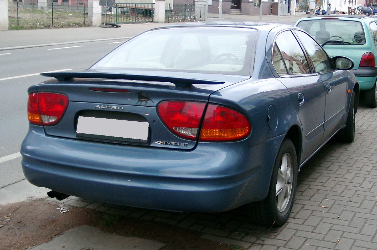 Chevrolet Alero: 4 фото