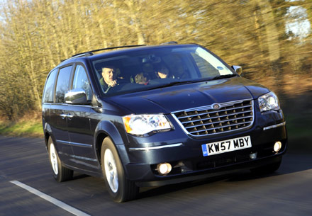 Chrysler Grand Voyager: 2 фото