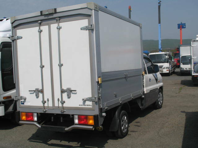 Hyundai Libero: 6 фото