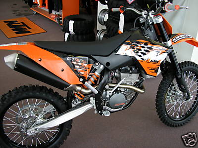 KTM 250 SX-F: 11 фото