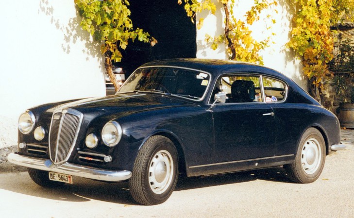 Lancia Aurelia: 4 фото