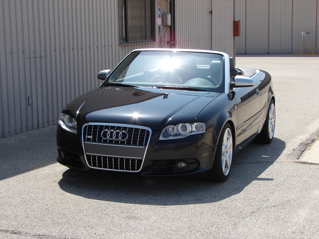 Audi A4 B7: 11 фото