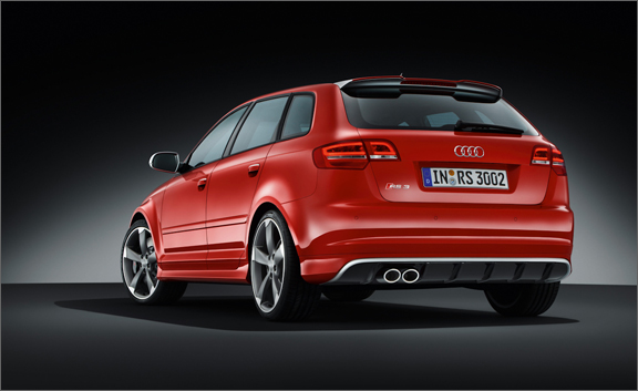 Audi RS3: 10 фото