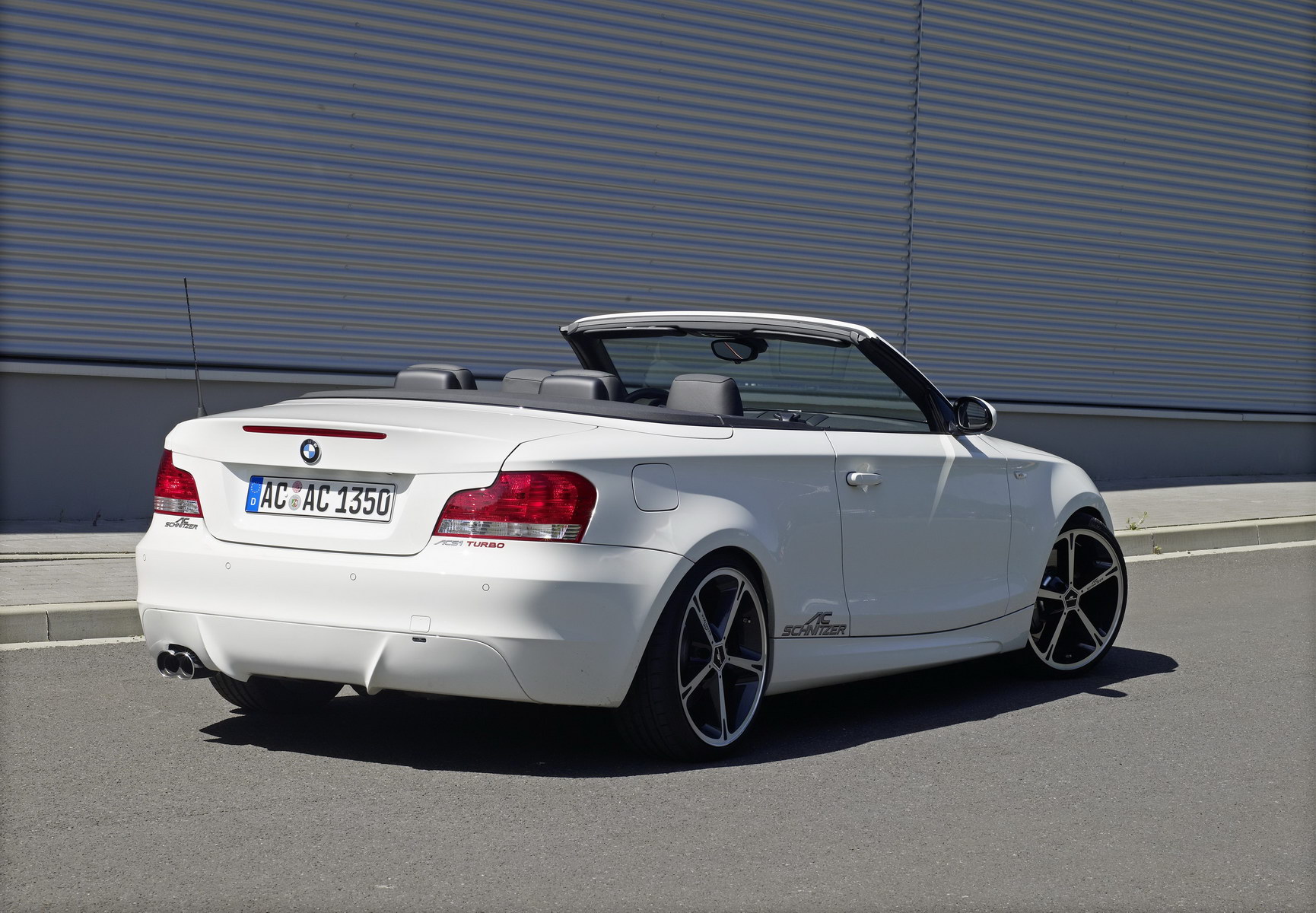 BMW 1-series Cabrio: 8 фото