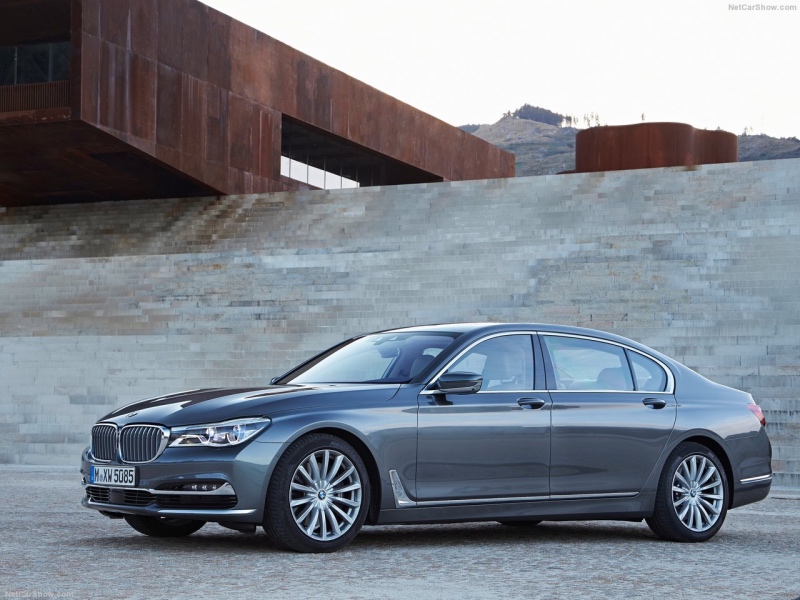 BMW 750 Li технические характеристики: 10 фото