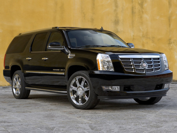 Cadillac Escalade I: 7 фото