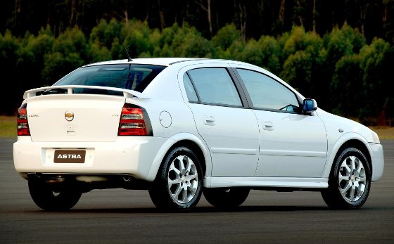 Chevrolet Astra: 12 фото