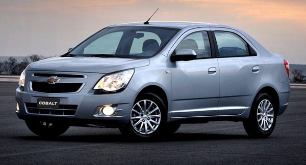 Chevrolet Cobalt: 8 фото