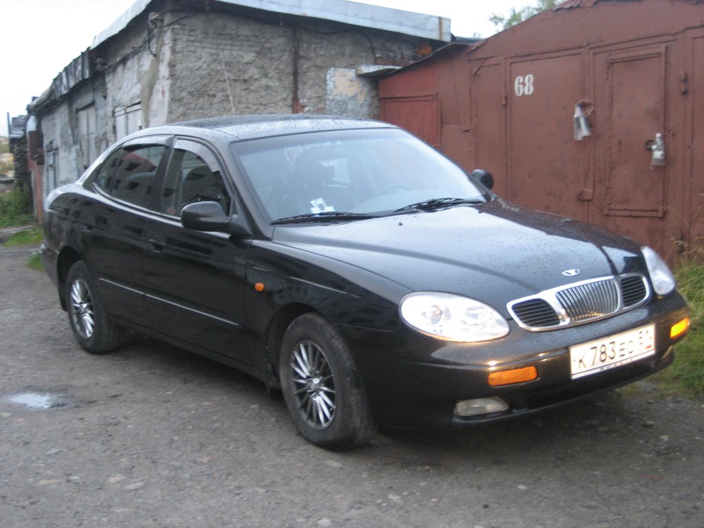 Daewoo Leganza: 10 фото