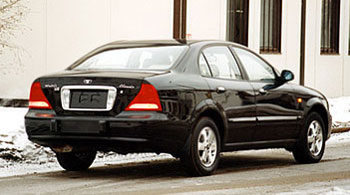 Daewoo Magnus: 12 фото