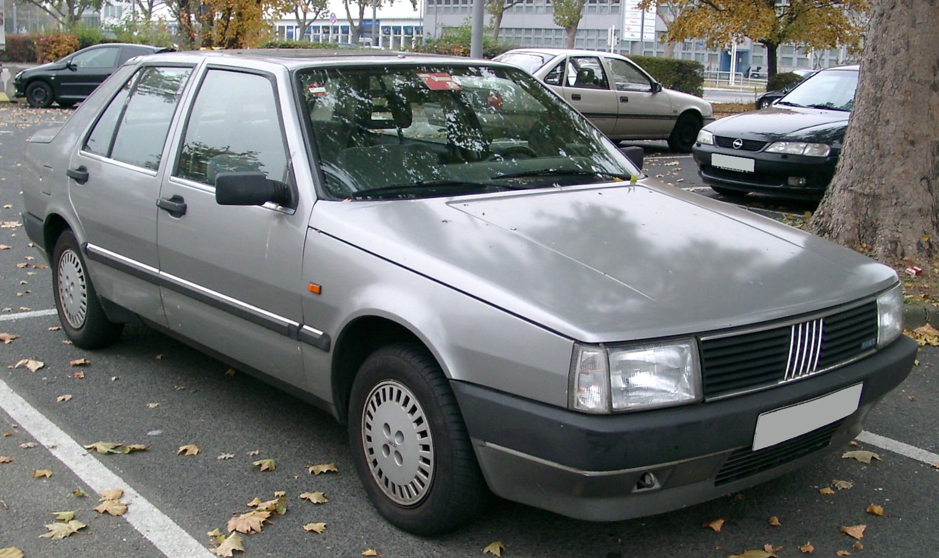 Fiat Croma I: 10 фото