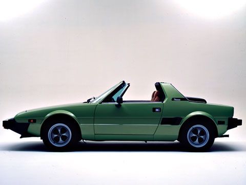 Fiat X1/9: 6 фото