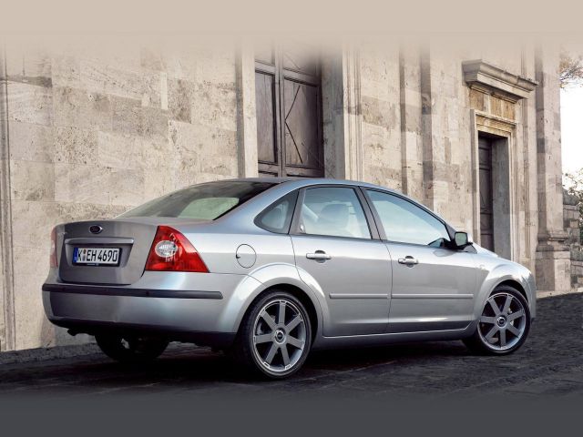 Ford Focus II Sedan: 2 фото