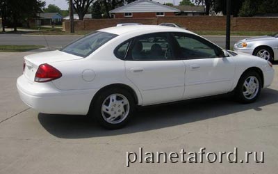 Ford Taurus: 9 фото