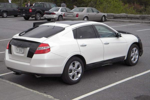 Honda Crosstour: 10 фото