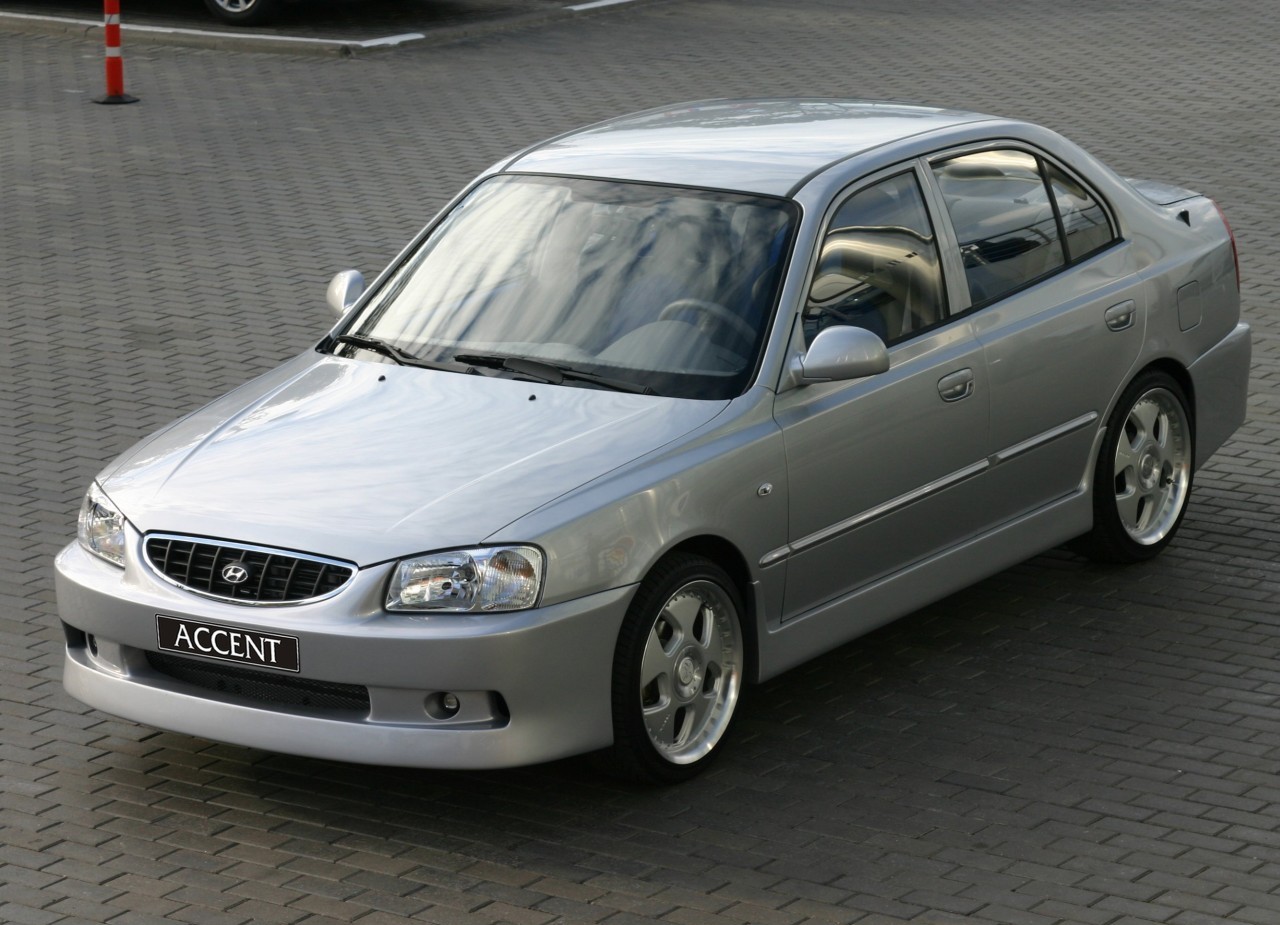 Hyundai Accent I: 12 фото