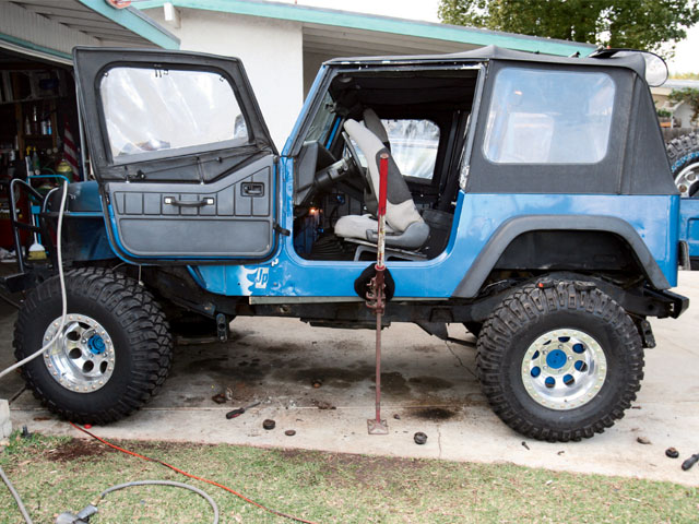 Jeep Wrangler YJ: 12 фото