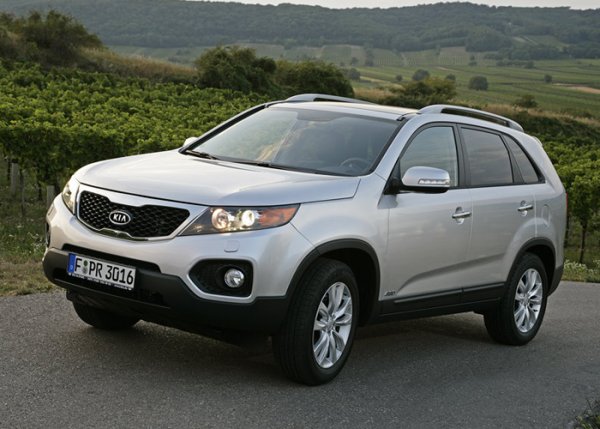 Kia Sorento I: 10 фото