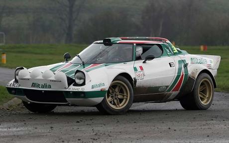 Lancia Stratos: 11 фото