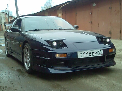 Nissan 200SX: 2 фото