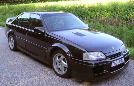 Opel Omega A: 1 фото