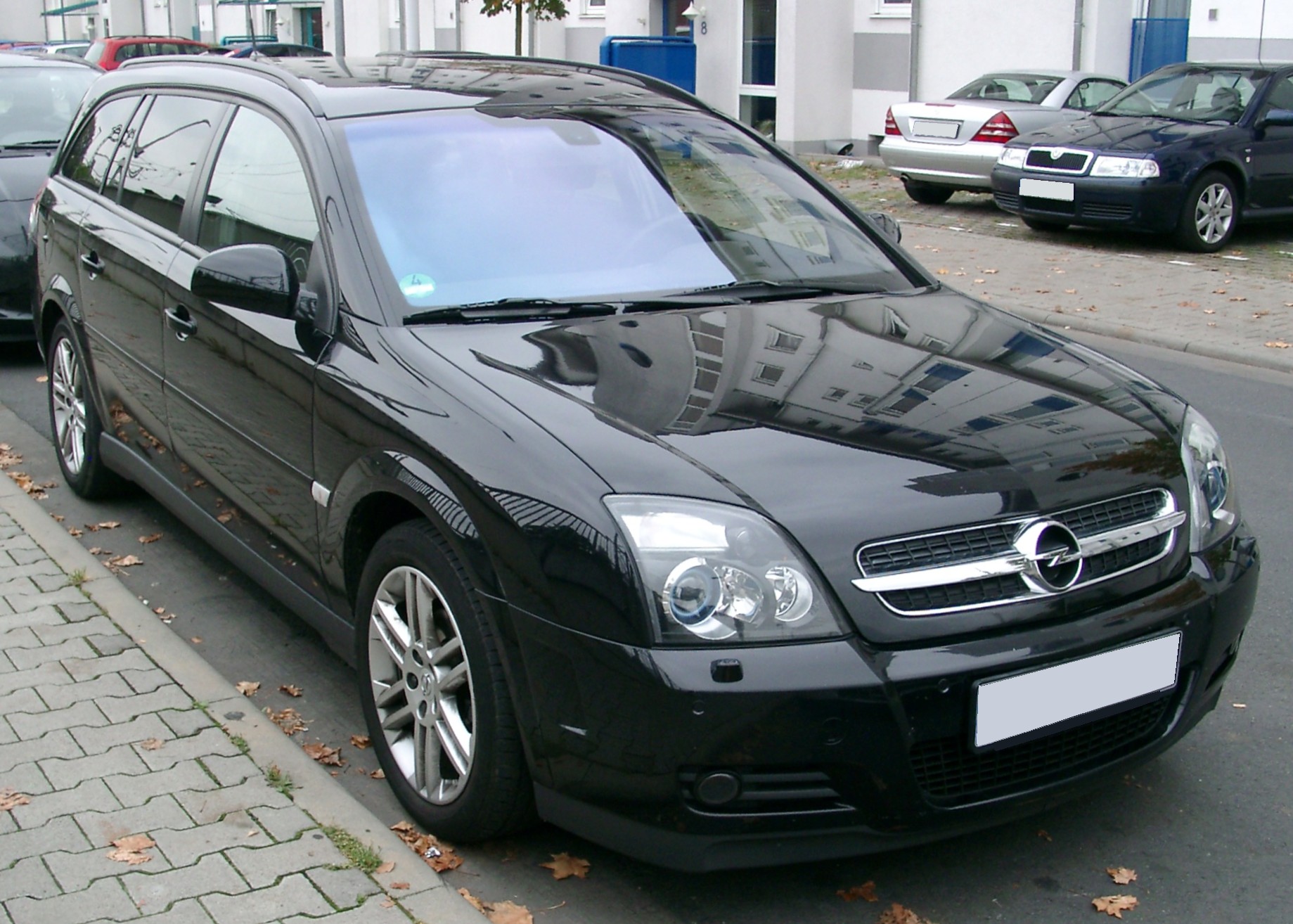 Opel Vectra Caravan: 5 фото