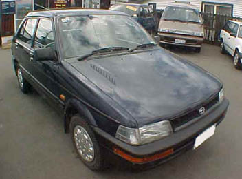 Subaru Justy: 11 фото