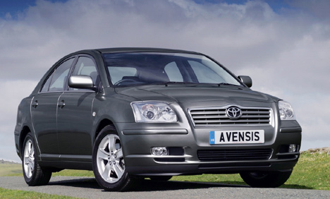 Toyota Avensis II: 6 фото