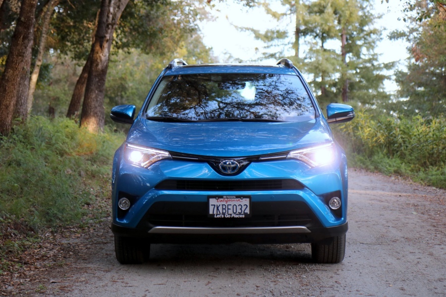 Toyota rav4 hybrid: 1 фото