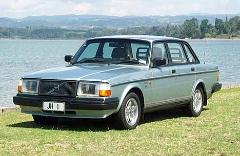 Volvo 240: 1 фото